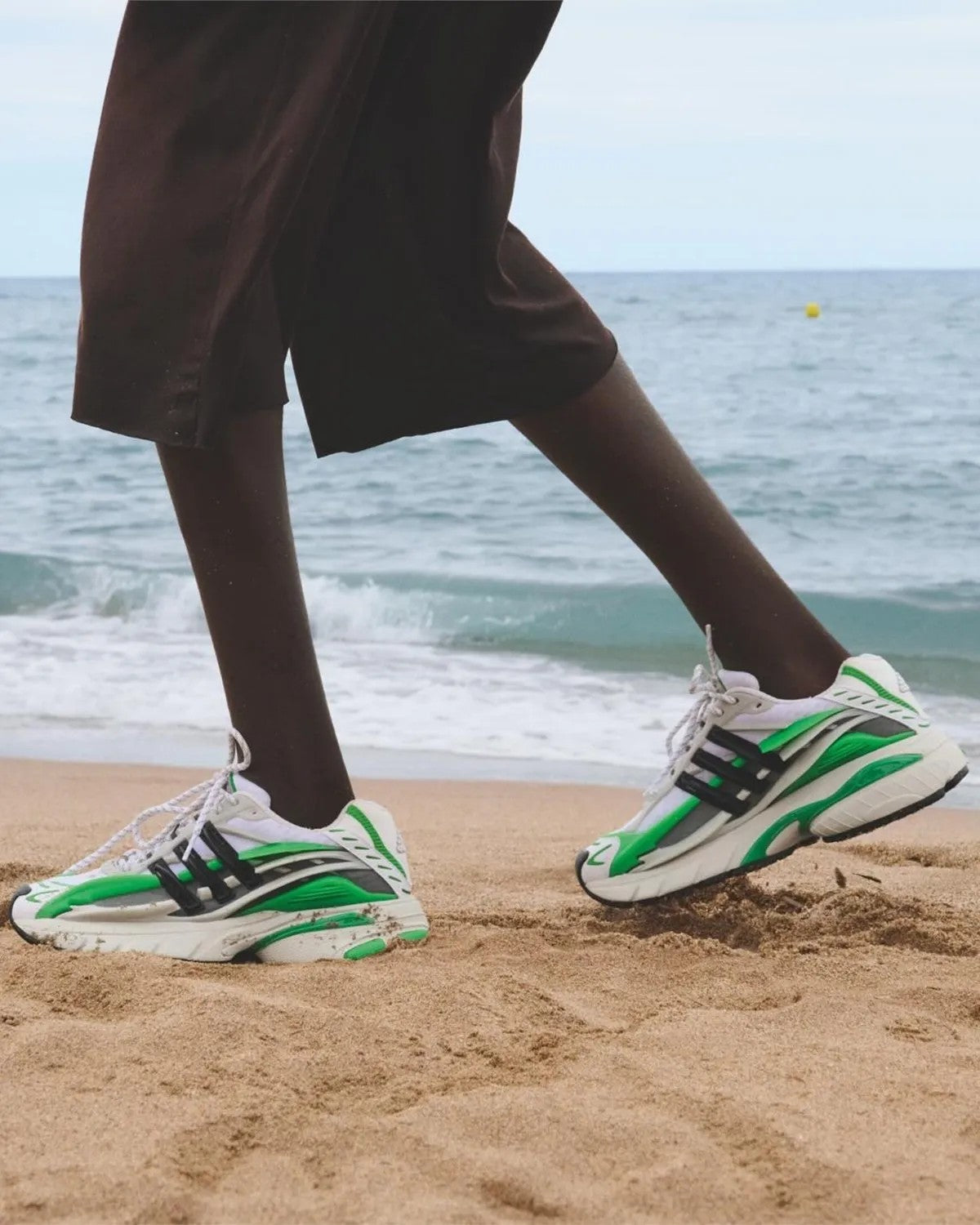 Adidas Adistar Jellyfish Pharrell Blanca / Verde foto 1