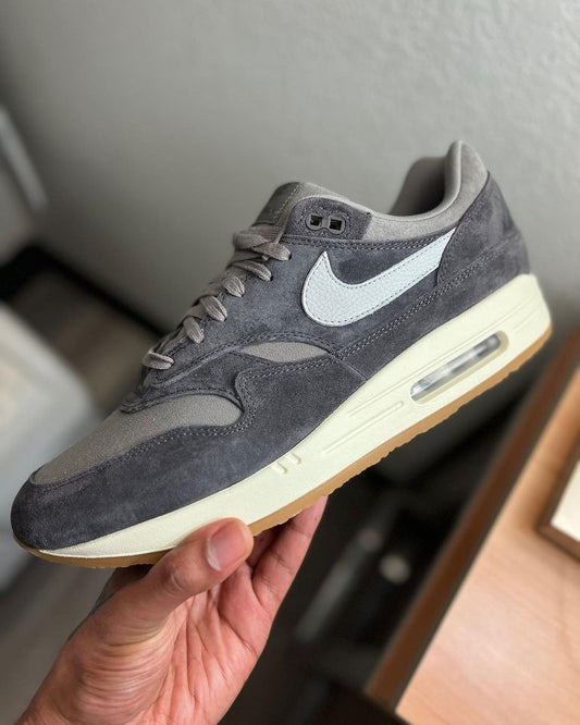 Nike Air Max 1 Gris foto 2