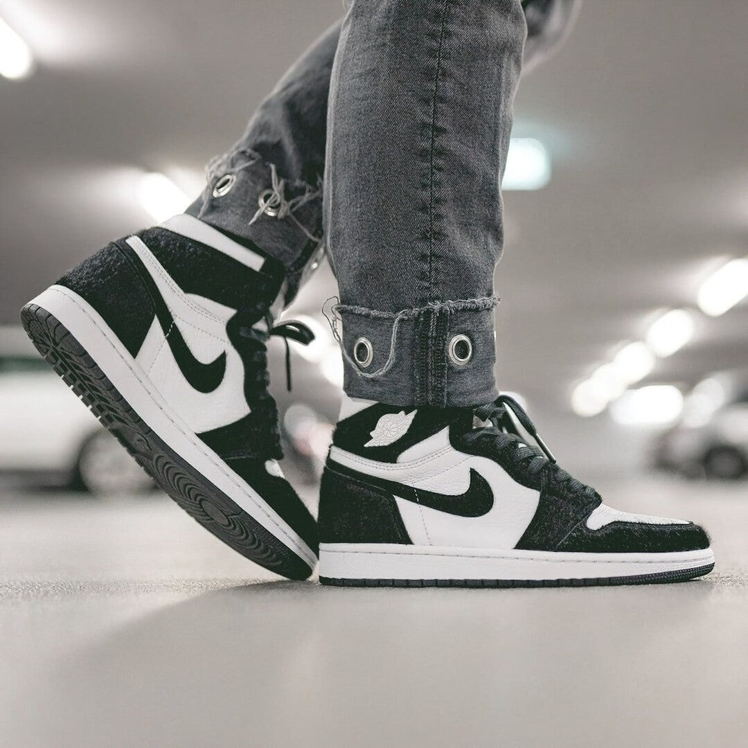 Nike Air Jordan 1 Low Panda foto 1
