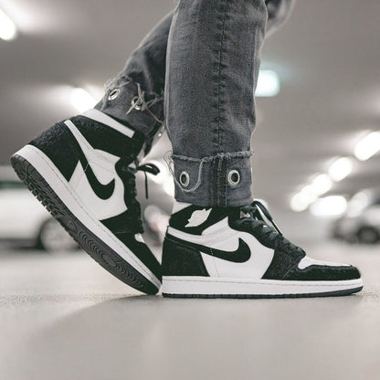 Nike Air Jordan 1 Low Panda foto 1