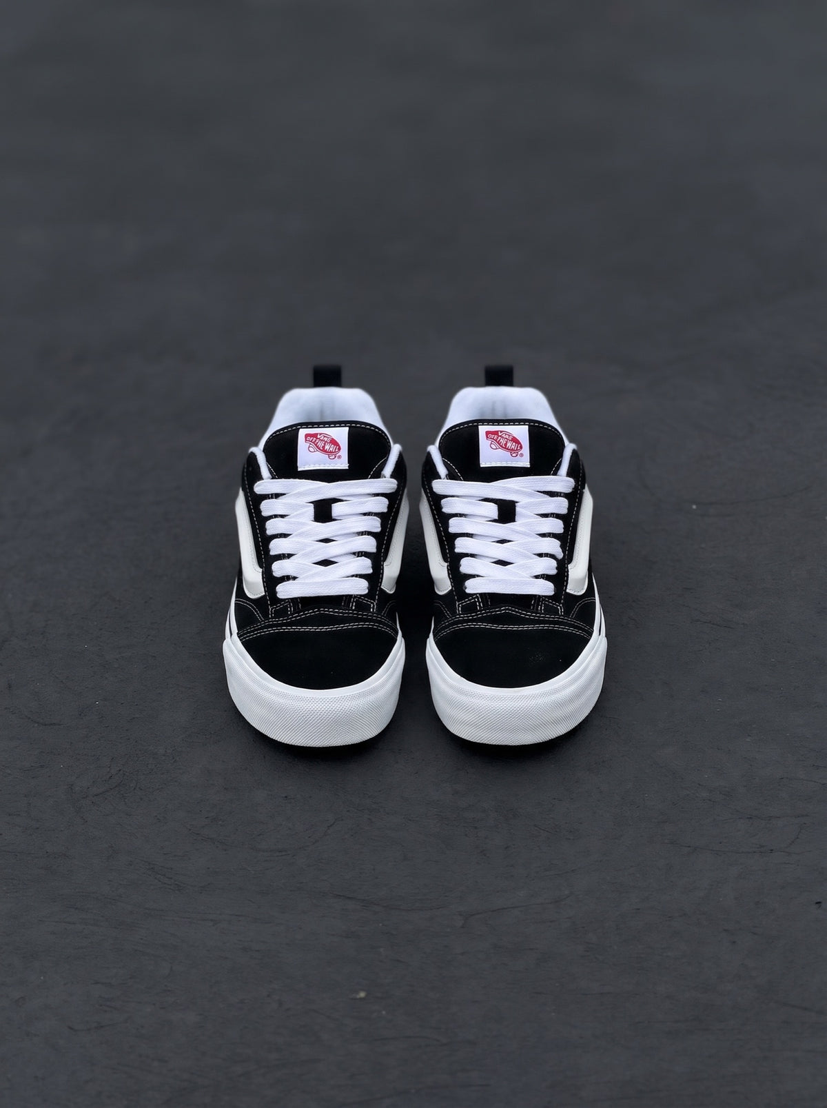 Vans Knu Skool Negra Blanca