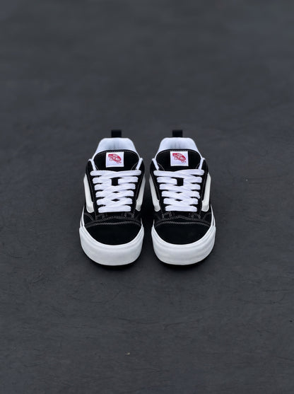 Vans Knu Skool Negra Blanca