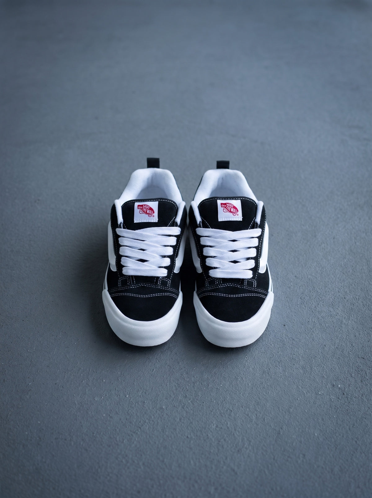 Vans Knu Skool Negra Blanca